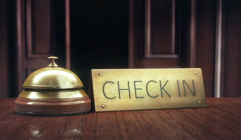 151: Tips for Booking Hotels